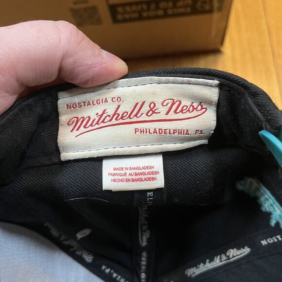 Vancouver Grizzlies Mitchell & Ness Adjustable Hat Wool Blend NBA Basketball - Picture 6 of 9